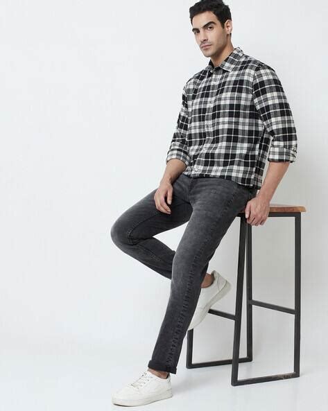 Buy Black & White Shirts for Men by GAP Online | Ajio.com