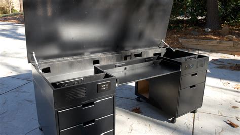 Building a Computer Desk 的图像结果