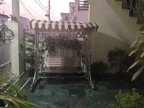 Kaushalendra Sturdy Stainless Steel 3-Seater Swing Jhula - 350 Kg ...