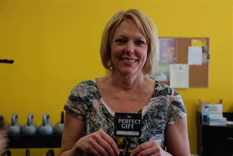 Pictures of Lynette Mettey