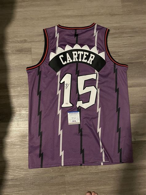 Vince Carter Autographed Memorabilia | Signed Photo, Jersey ...