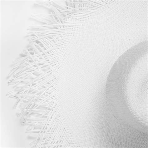 White Raffia Hat – Myaraa