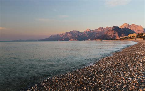 Earth No Background 的图像结果