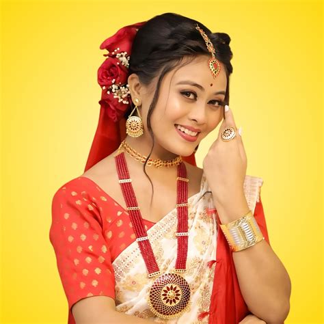 Semi nuni mekhela sador fix border design | Buy Assamese mekhela sador ...