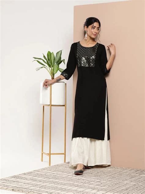 Buy Black Yoke Design Rayon Straight Kurta Online at Rs.654 | Libas