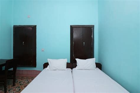 POP 80524E Sri Krishna Inn Lodging & Boarding, POP Cuttack, Book ...