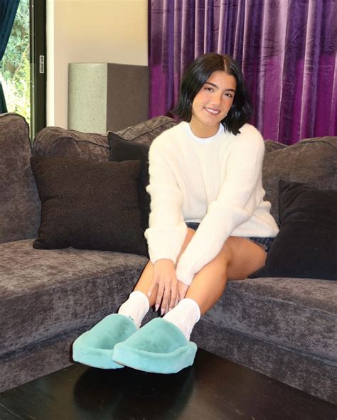 Charli D’Amelio Unveils Cozy-Cool D’Amelio Footwear Look – February ...