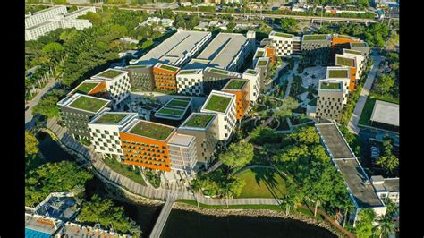 University of Miami Lakeside Village Student Housing - Arquitectonica ...