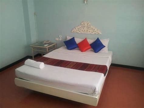 S2S QUEEN TRANG HOTEL - Lodge Reviews, Photos, Rate Comparison ...