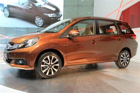 5 hot cars that will unveil next month at the Indian auto show - Rediff ...