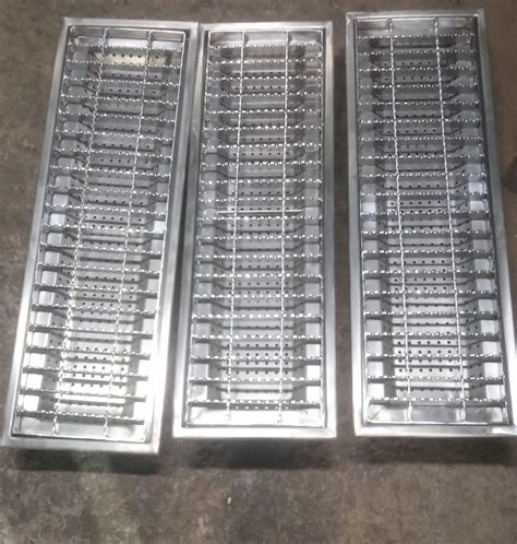 Stainless Steel Floor Drain - SS Kitchen Drain Trap Manufacturer from Pune