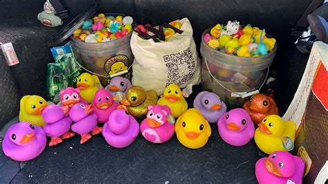 What the Duck Is Jeep Ducking? Craze Sweeps Across Jeep Community