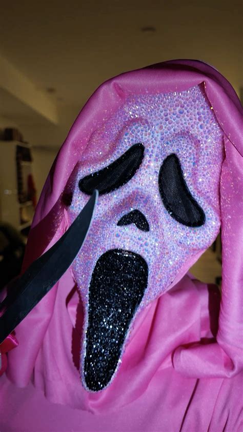 Pink Rhinestone Ghostface Mask | Scream halloween costume, Halloween ...