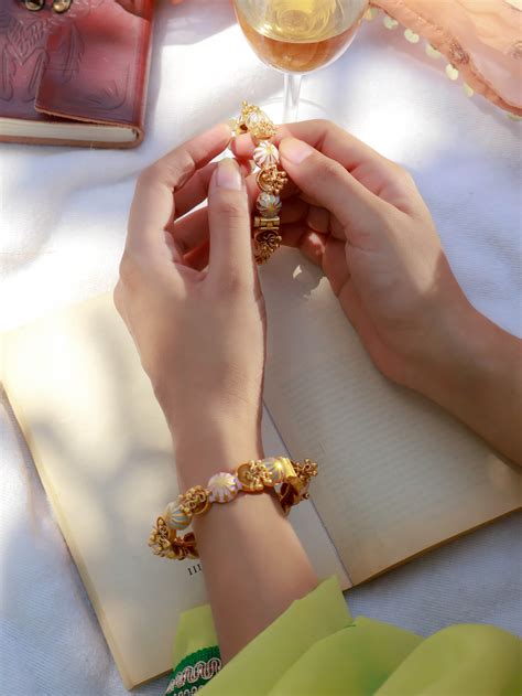 Tahjeed Pink Pastel Bangles - Pair of 2 – Kaashnii