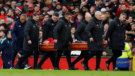 Manchester United's Ruben Amorim calls Lisandro Martinez injury ...