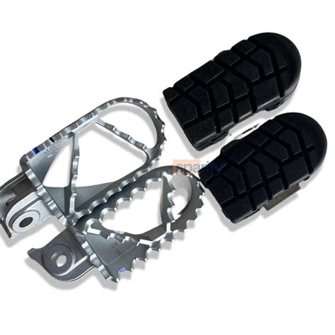 KTM Adventure 390/250 foot pegs ( metal + rubber) From Moto Modz.