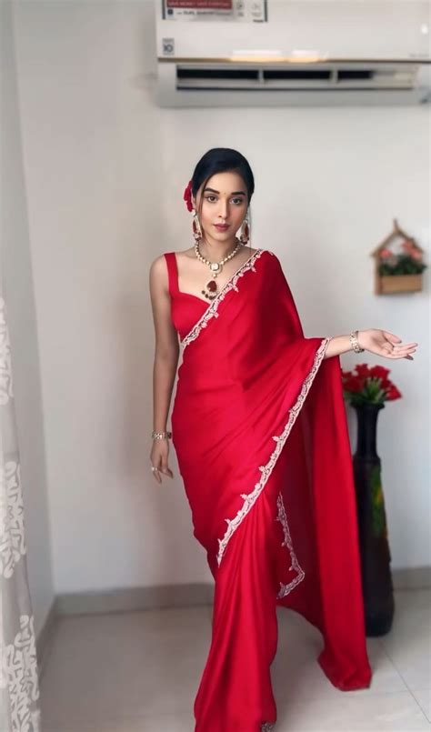 One Minute Ready To Wear Blazing Beauty The Art of the Red Saree with ...