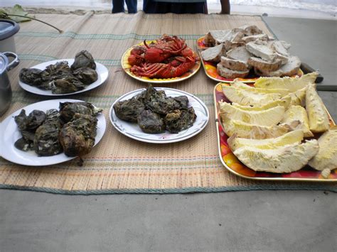 Mission to Samoa: Samoan food & the beach