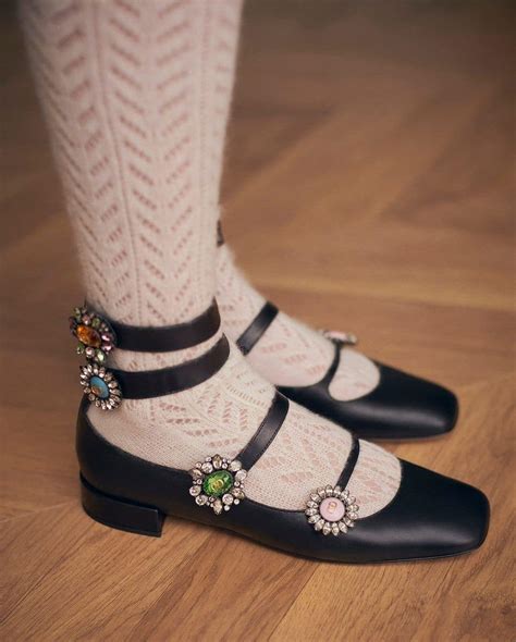 Valentino Ushers In A Bold New Era Under The Helm Of Alessandro Michele ...