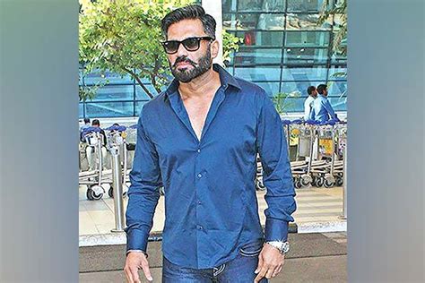 Suniel Shetty turns brand ambassador for Maharashtra Delphic Council