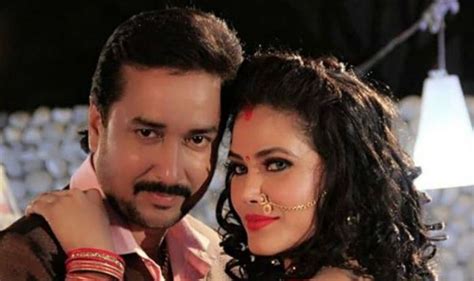 Bhojpuri Item Girl Seema Singh is All Set to Tie The Knot With Beau ...