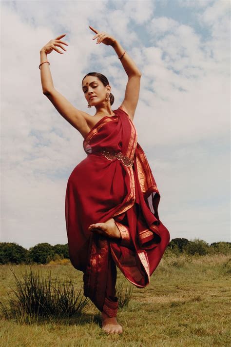 Rukmini Vijayakumar honours tradition while reaching for contemporary ...