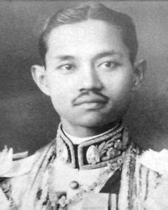 泰国王室的历史旧相片：从拉玛四世和拉玛七世，还有满宫佳丽_拉玛六世_公主_儿子