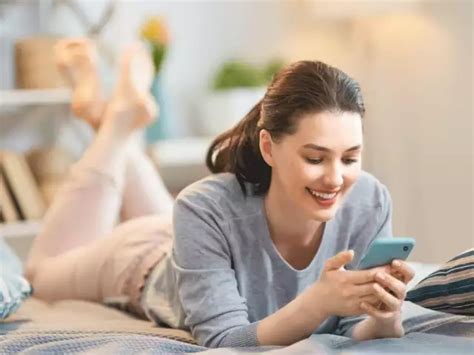 LIC policy service: LIC WhatsApp services: How to check premium due ...