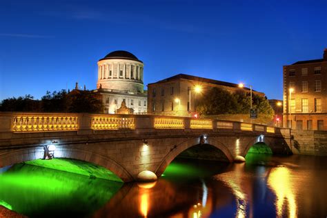 Four Courts, Dublin Vacation Rentals: house rentals & more | Vrbo