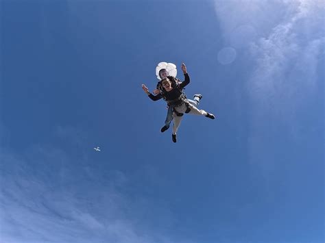 Madhya Pradesh Skydiving Festival Soars To New Heights In Its Fourth ...