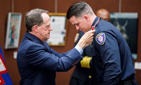 Video: Harrisburg police officer receives Congressional Badge of ...