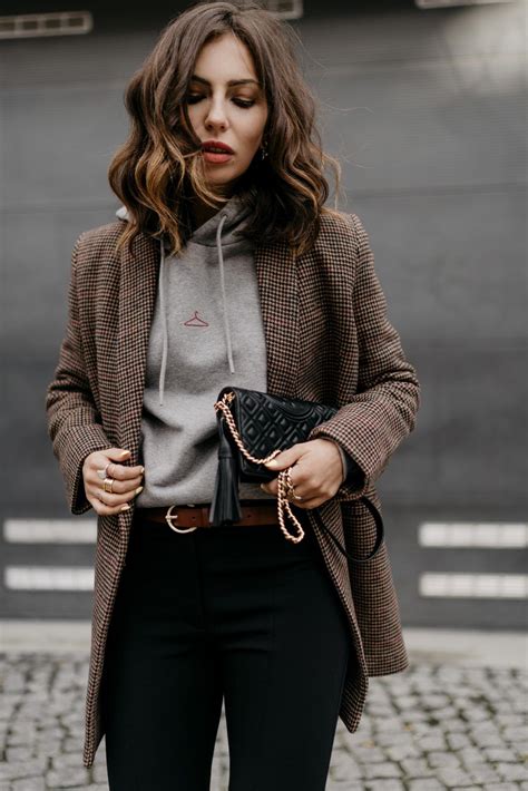 30 Hoodie and blazer outfits ideas | blazer outfits, outfits, blazer