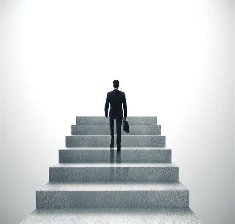 Businessman with Briefcase 的图像结果