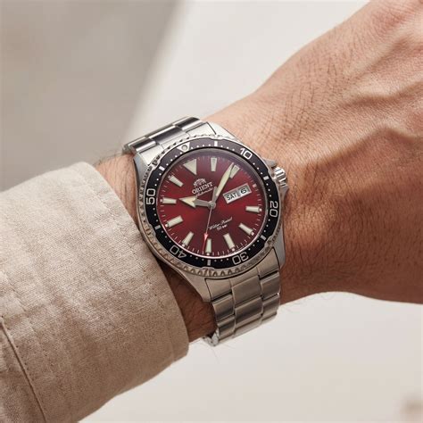 Crimson Red Diver Automatic Stainless Steel Watch – Tick Talks
