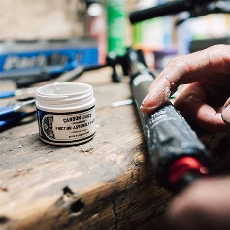 Buy Juice Lubes Carbon Assembly Paste Online|The Bike Affair