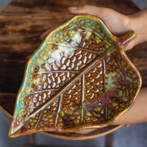 Leaf Shaped ceramic Plate | Offering | Altarware – The Lilith store