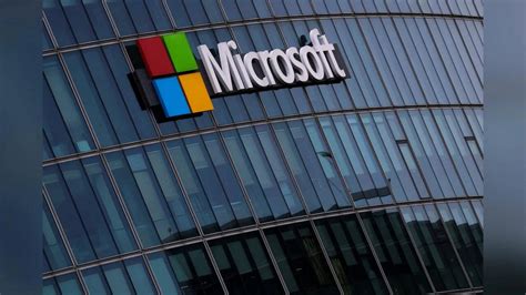 Windows chief says OS is going agentic — Internet fires back: “Nobody ...