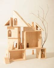 Wooden Doll House – bloon toys
