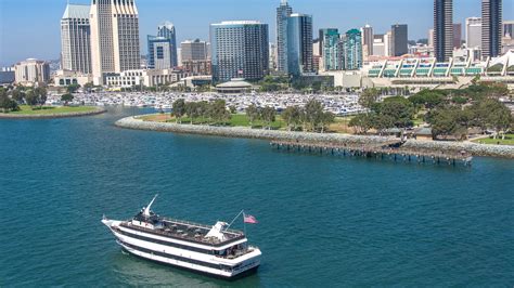 San Diego Ferry to Coronado: Schedules, Tickets & Tips
