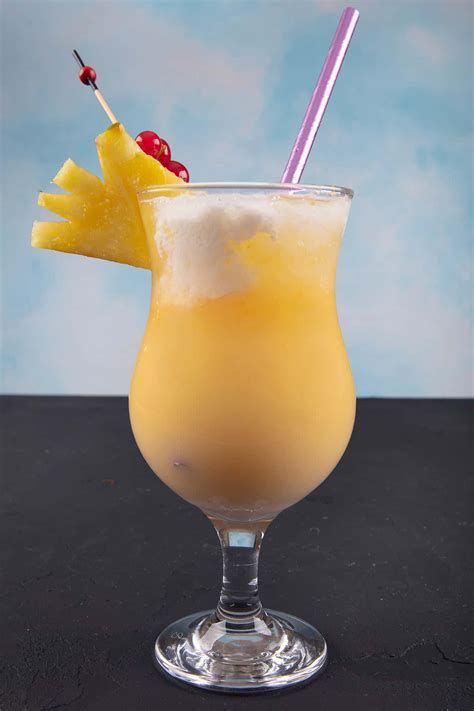 14 Common Malibu Cocktails - HowdyKitchen