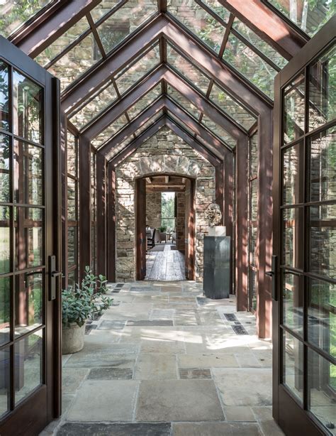 Rustic Sun Room 的图像结果