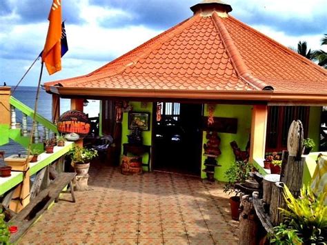 OCTAGON BED AND DINE (Batanes/Basco) - Lodge Reviews & Photos - Tripadvisor