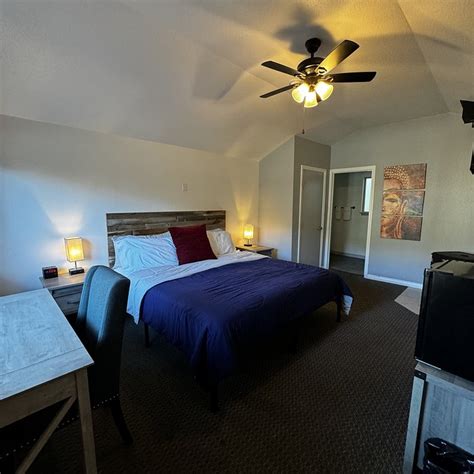 R3 HOTEL (Guerneville, CA - Sonoma County) - Hotel Reviews & Photos ...