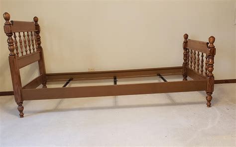 Ethan Allen Maple Spindle Twin Beds Frames, circa 1980s at 1stDibs ...