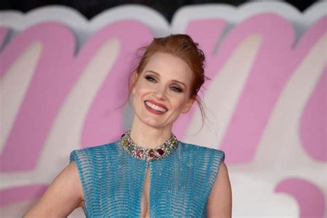 Jessica Chastain's cleavage turns heads at the red carpet in Rome - TV ...