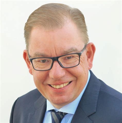 DIN Präsidium: Normen in Deutschland verteuern das Bauen » CARE INVEST