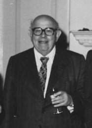 Frases de Nicolás Kaldor | Frases de famosos