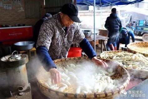福州鱼丸的制作，传统手艺人的秘诀_腾讯视频