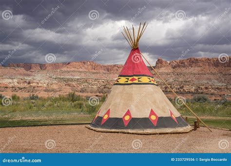 Tipi, American Indian Tents in Capitol Reef National Park Editorial ...