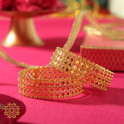 Buy Gold Bangle Online | Gold Bangle by Manubhai.